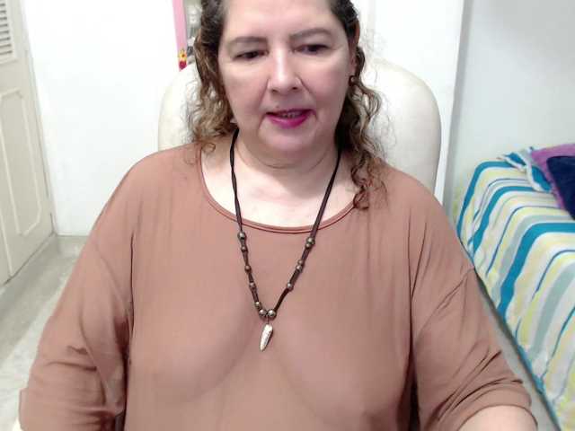 leonela-68