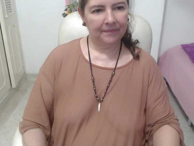 leonela-68