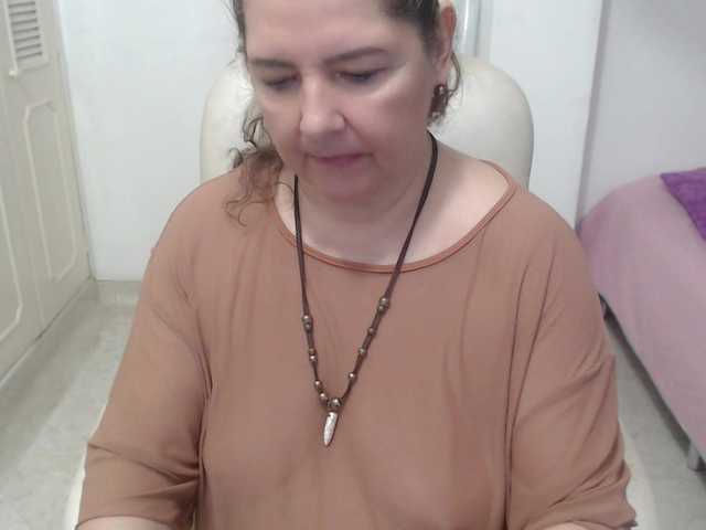 leonela-68