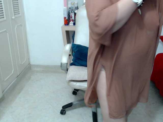 leonela-68