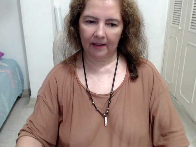 leonela-68