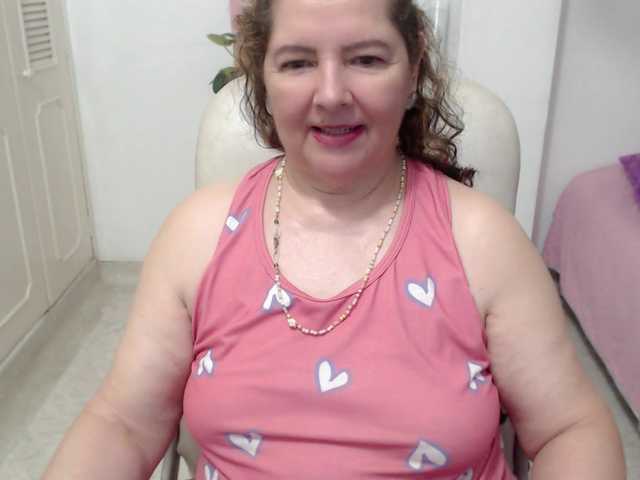 leonela-68 live cam