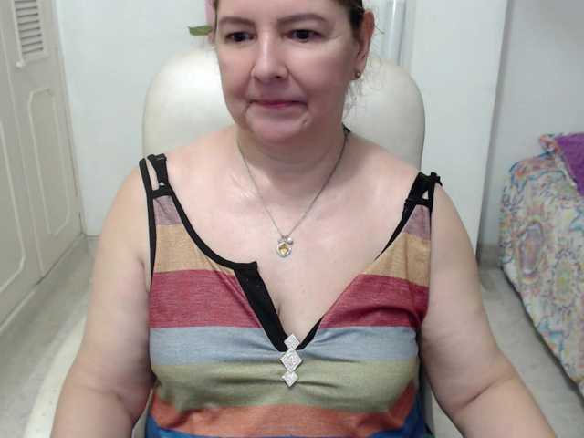 leonela-68
