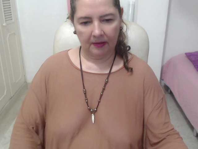 leonela-68