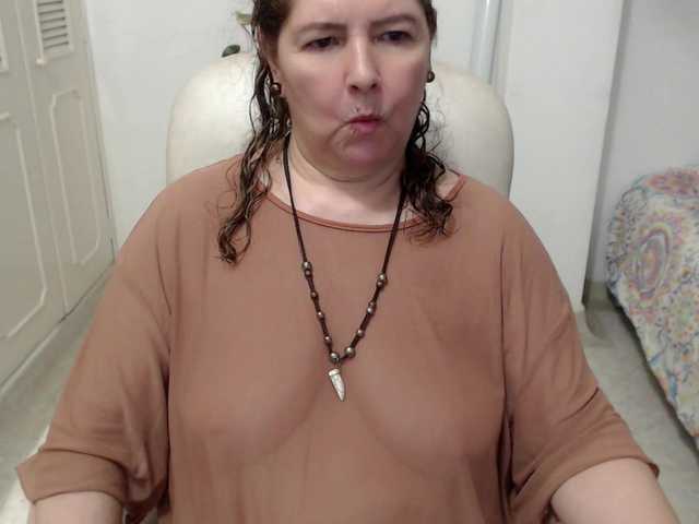 leonela-68