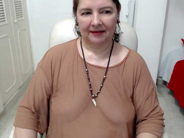 leonela-68