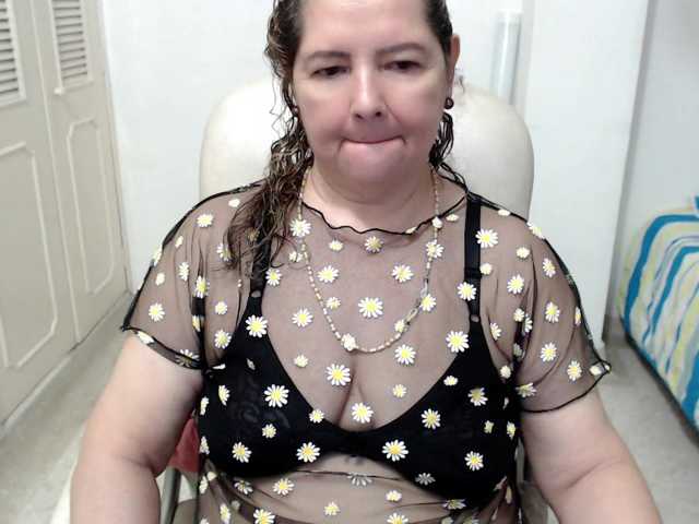 leonela-68