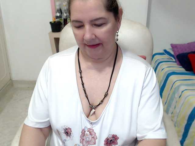 leonela-68