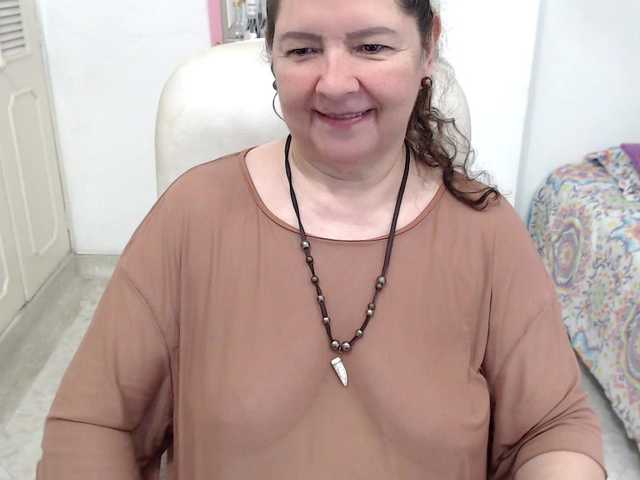 leonela-68