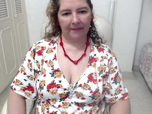 leonela-68