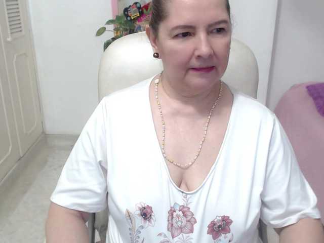 leonela-68