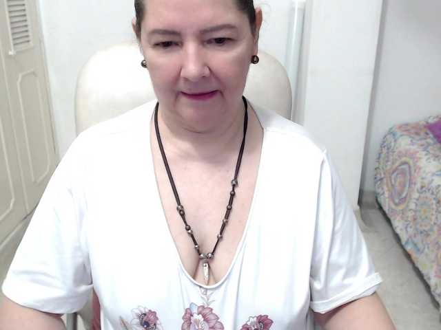 leonela-68