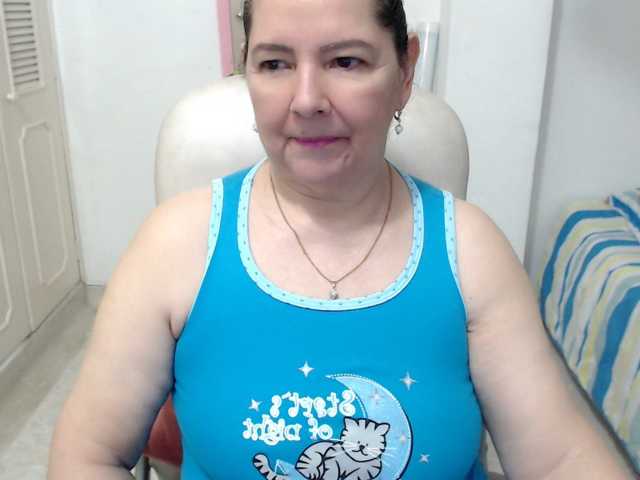 leonela-68 live cam preview