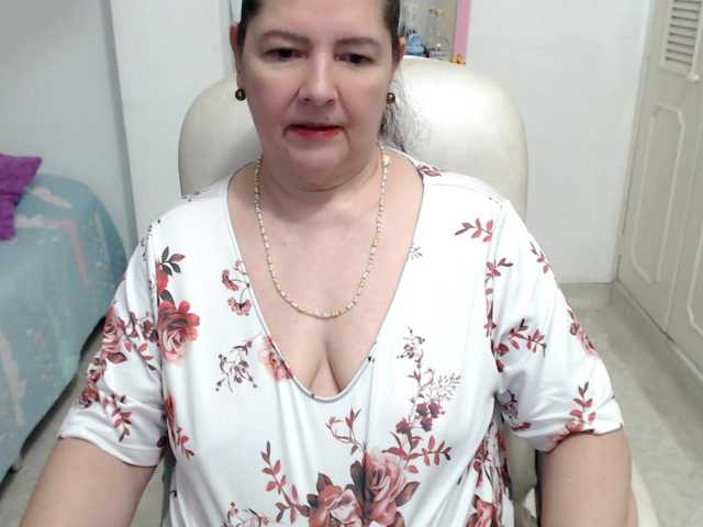 leonela-68 live sex