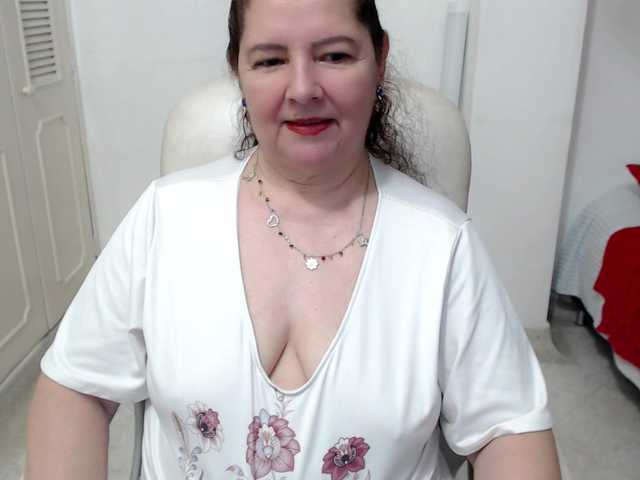 leonela-68