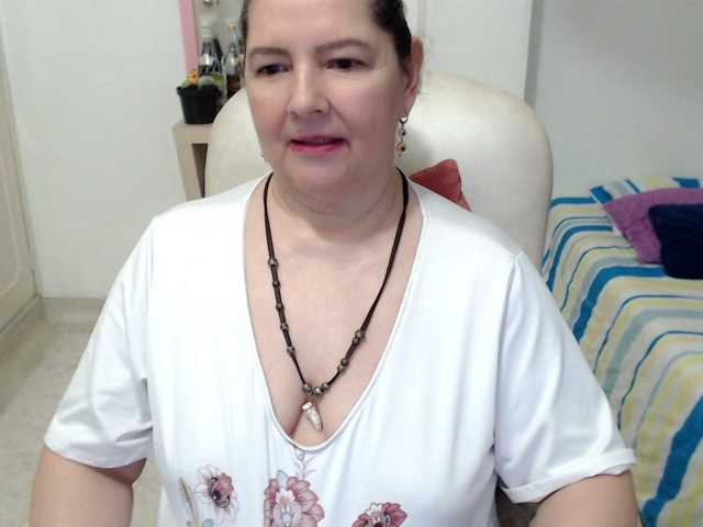 leonela-68