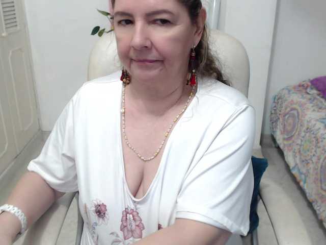 leonela-68