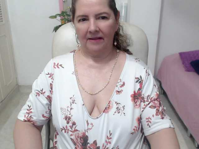 leonela-68