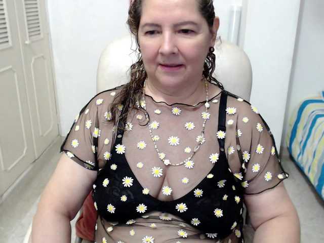 leonela-68