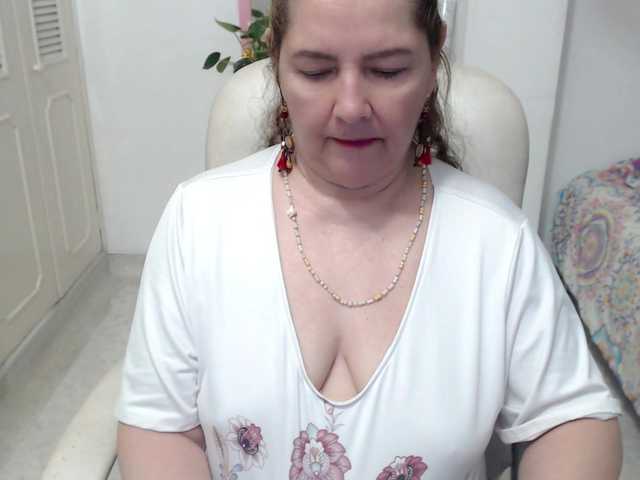 leonela-68