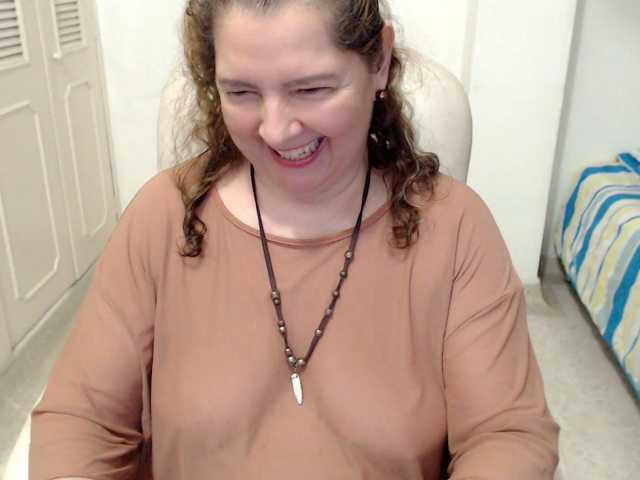 leonela-68