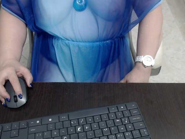 leonela-68 live sex