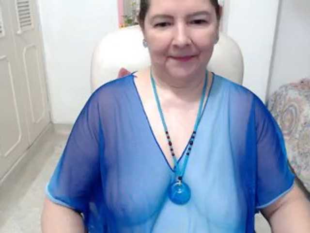 leonela-68