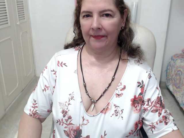 leonela-68