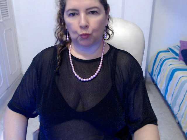 leonela-68