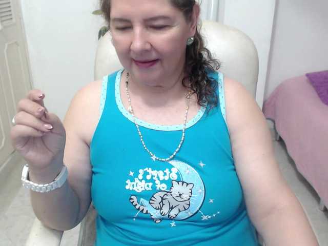 leonela-68