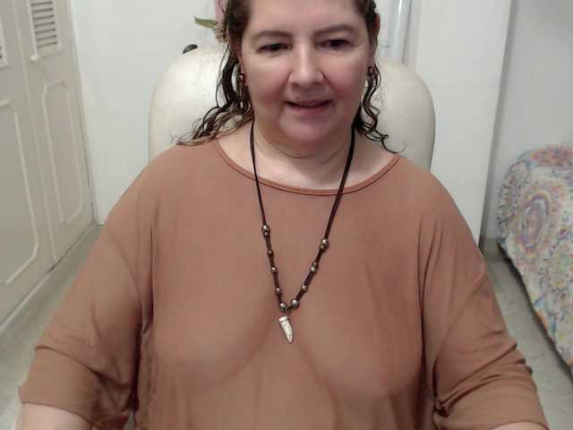 leonela-68