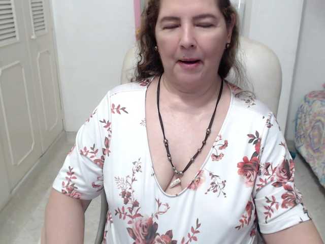 leonela-68