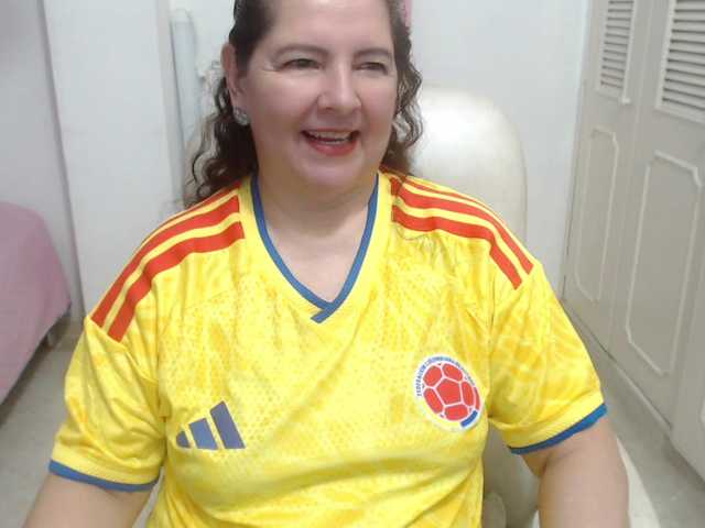 leonela-68