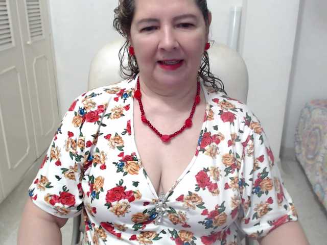 leonela-68