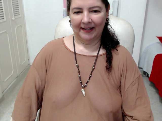 leonela-68