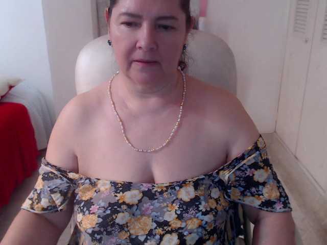 leonela-68