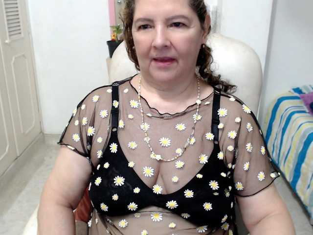 leonela-68