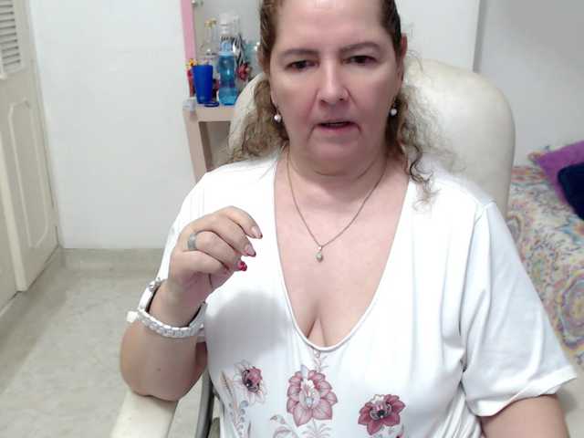 leonela-68