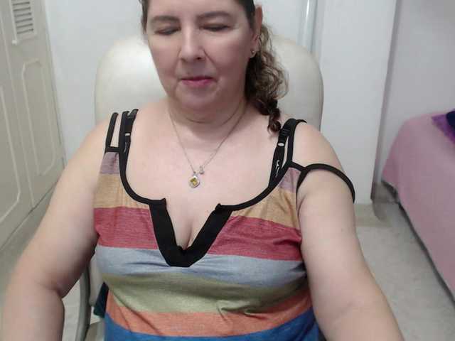 leonela-68