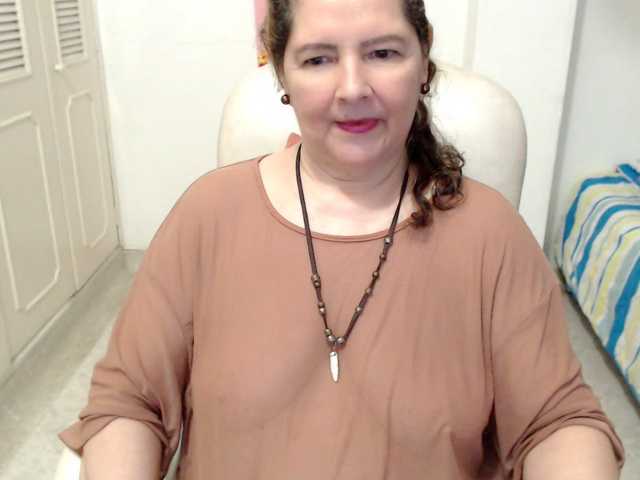 leonela-68