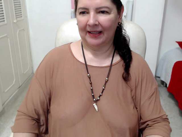 leonela-68
