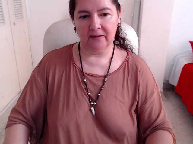 leonela-68
