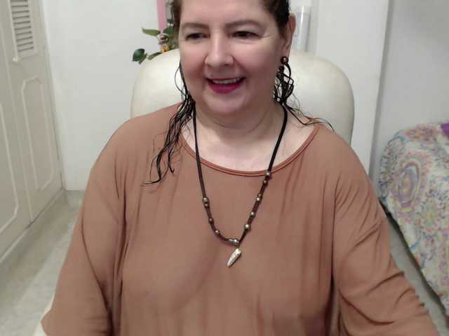 leonela-68
