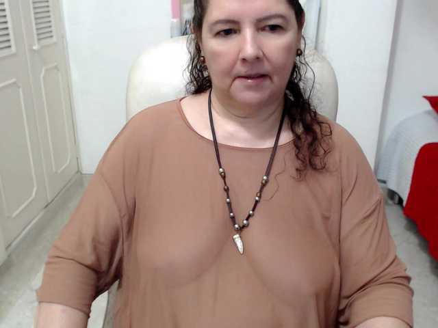 leonela-68