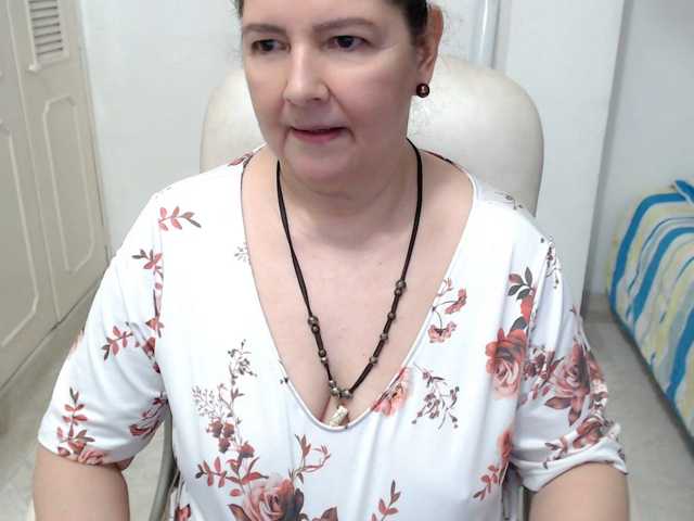 leonela-68