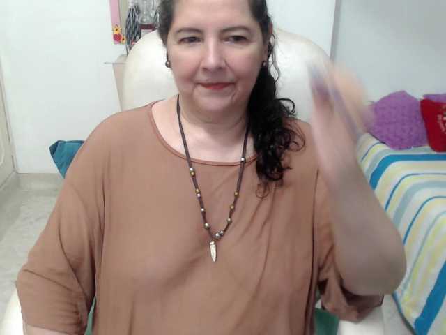 leonela-68