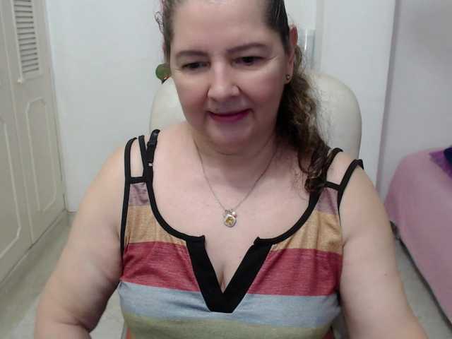 leonela-68