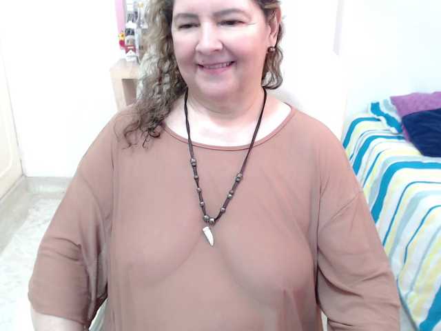 leonela-68