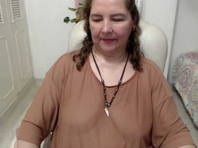 leonela-68