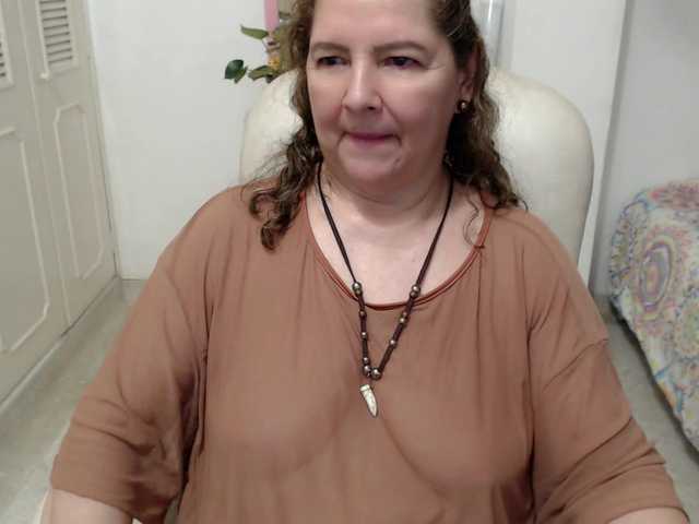 leonela-68